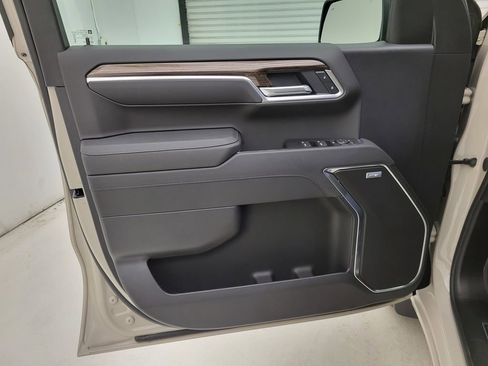 New 2026 Chevrolet Silverado 1500 RST w/ Dark Appearance Package image 31