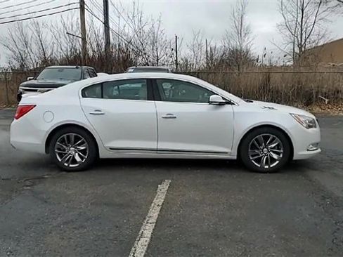 Used 2015 Buick LaCrosse Leather image 2