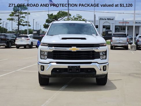 Used 2026 Chevrolet Silverado 2500 LT AWD/4WD image 3