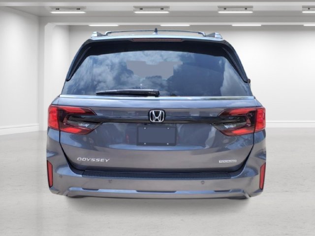New 2027 Honda Odyssey Touring image 3