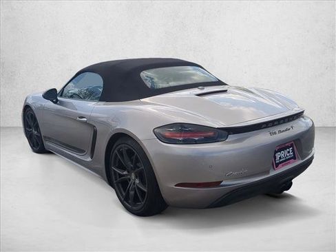 Used 2022 Porsche 718 Boxster image 8