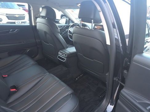 Used 2023 Genesis G80 2.5T image 13