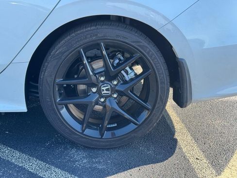 Certified 2025 Honda Civic FWD Hybrid Sedan image 7