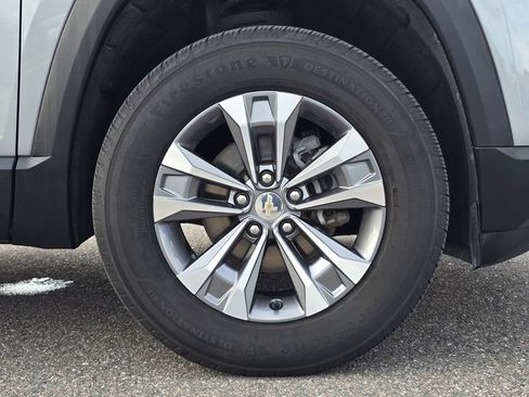 Certified 2025 Chevrolet Equinox LT FWD image 13