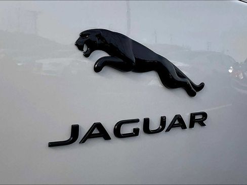 New 2024 Jaguar I-PACE R-Dynamic HSE image 25