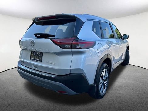 Used 2023 Nissan Rogue SV w/ SV Premium Package image 14