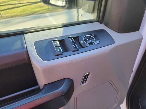 Used 2020 Ford F250 XL w/ STX Appearance Package AWD/4WD image 14