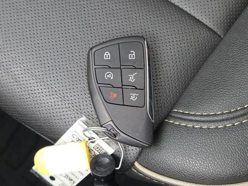 Used 2023 Chevrolet Tahoe Premier w/ Premium Package AWD/4WD image 42