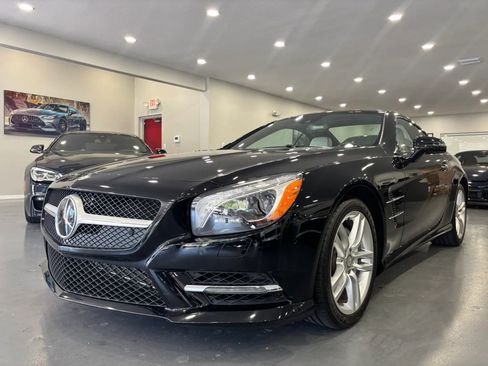 Used 2016 Mercedes-Benz SL 400 image 3