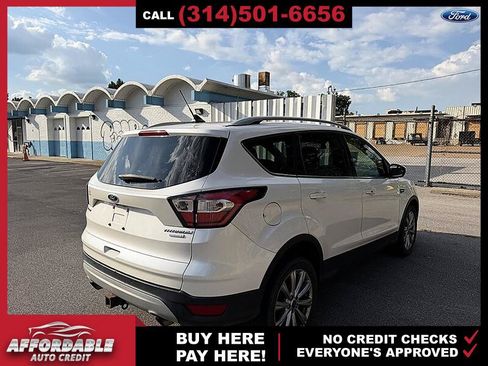 Used 2018 Ford Escape Titanium FWD image 5