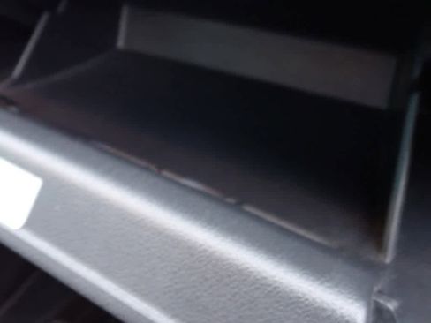 Used 2018 Volkswagen Passat 2.0T R-Line w/ R-Line Lighting Package image 28