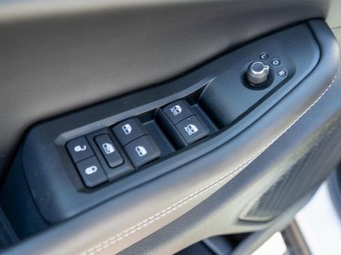 New 2026 Jeep Grand Cherokee Altitude AWD/4WD image 14