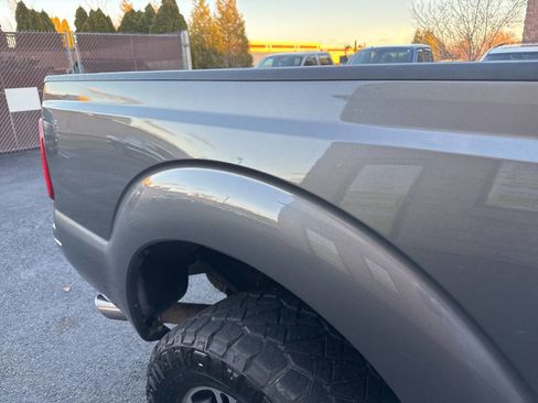 Used 2014 Ford F250 Lariat w/ Chrome Package image 19