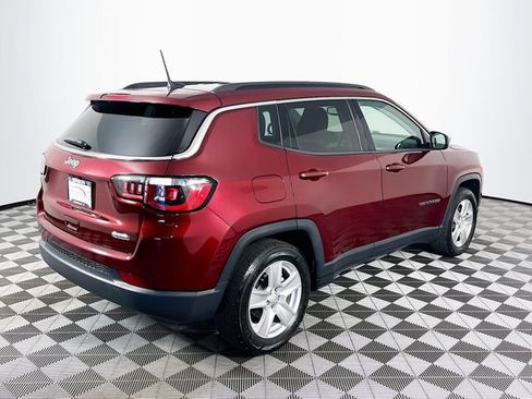 Used 2022 Jeep Compass Latitude FWD image 8