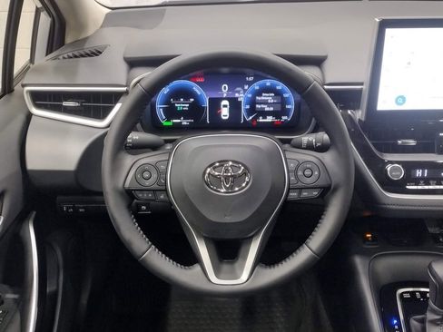 Used 2026 Toyota Corolla XLE image 38