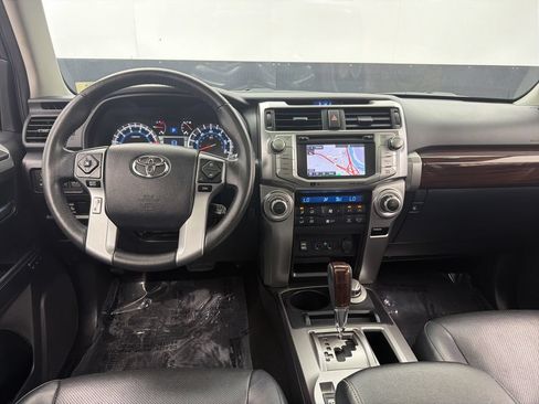 Used 2019 Toyota 4Runner Limited AWD/4WD image 7