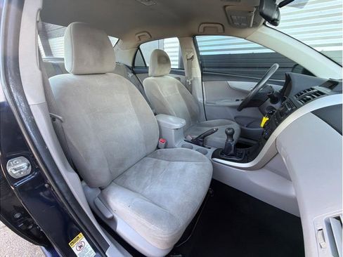 Used 2012 Toyota Corolla L image 18