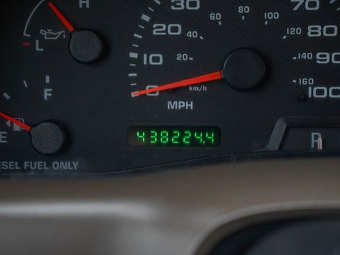 Used 2003 Ford F250 XLT image 28