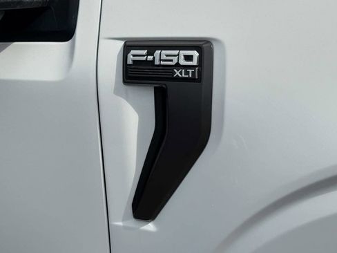 Used 2022 Ford F150 XLT w/ Equipment Group 302A High AWD/4WD image 9