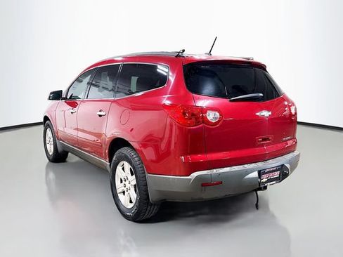 Used 2012 Chevrolet Traverse LT FWD image 8