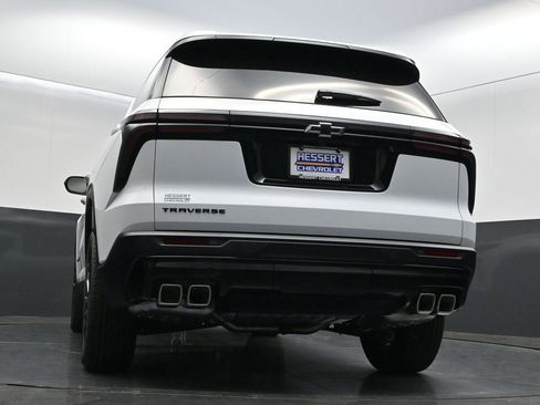 New 2026 Chevrolet Traverse LT w/ Midnight/Sport Edition FWD image 43