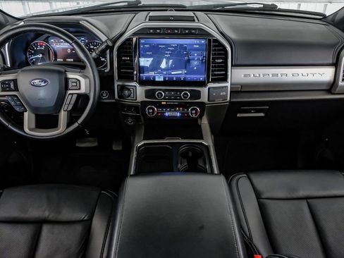 Used 2022 Ford F250 Lariat w/ Lariat Ultimate Package image 13