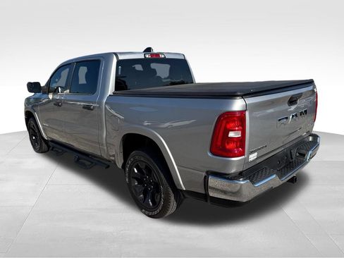 Used 2025 RAM 1500 Big Horn AWD/4WD image 7
