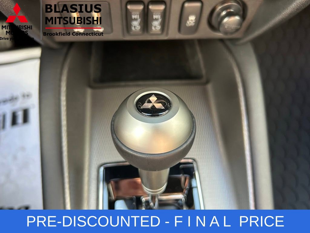 Used 2025 Mitsubishi Outlander Sport SEL AWD/4WD image 65