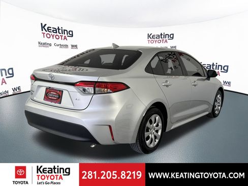 Used 2025 Toyota Corolla LE FWD image 5