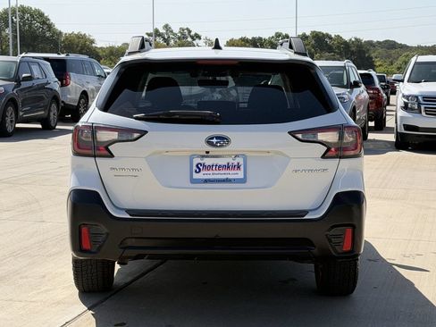 Used 2020 Subaru Outback Premium w/ Popular Package #1 AWD/4WD image 5