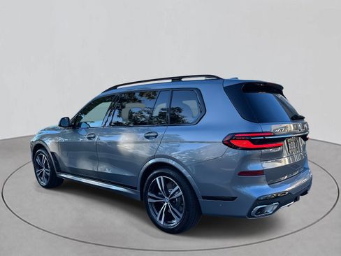 New 2026 BMW X7 xDrive40i w/ M Sport Package image 3
