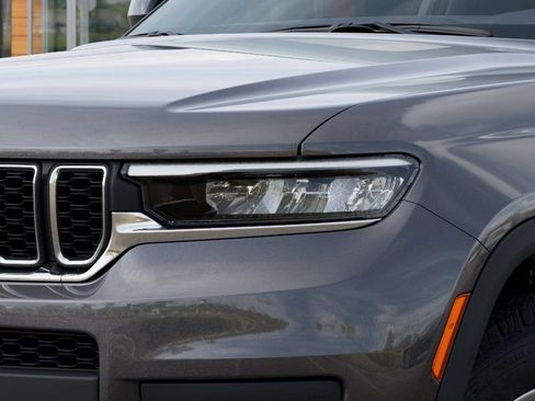 New 2026 Jeep Grand Cherokee L Laredo AWD/4WD image 11