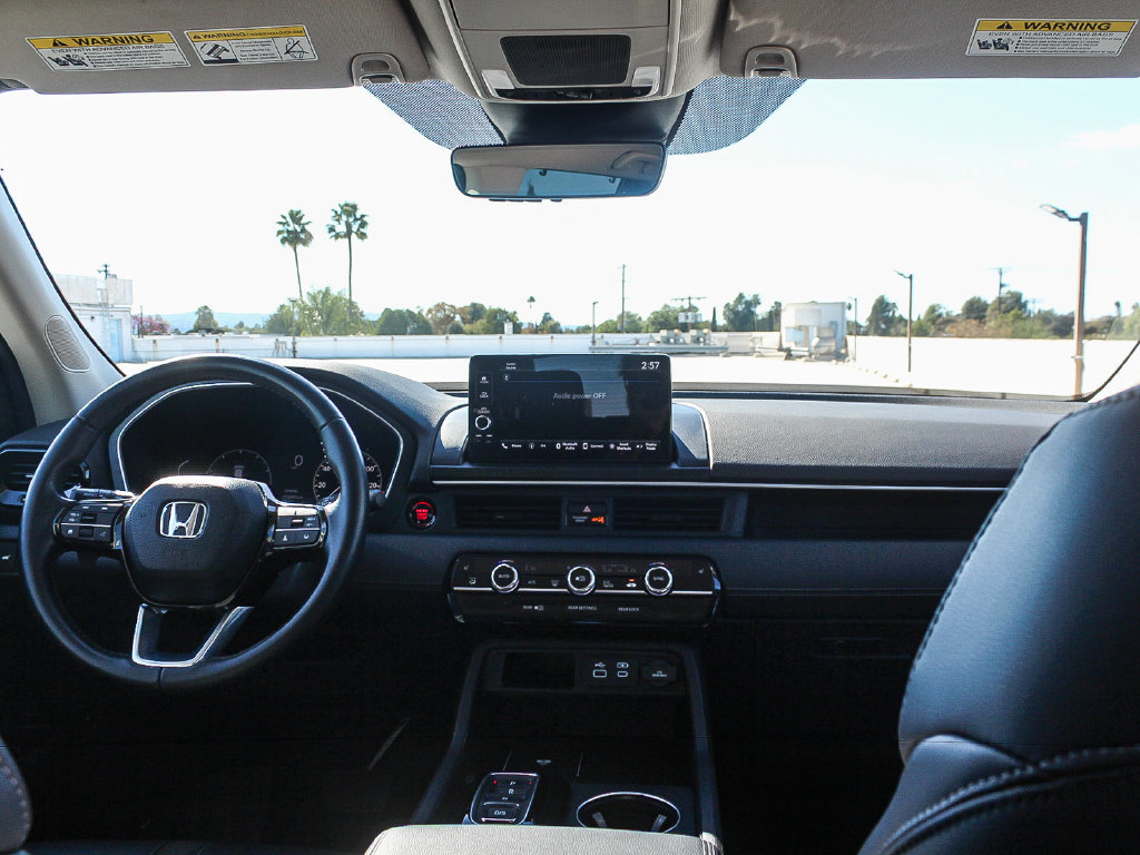 Certified 2025 Honda Pilot EX-L image 13