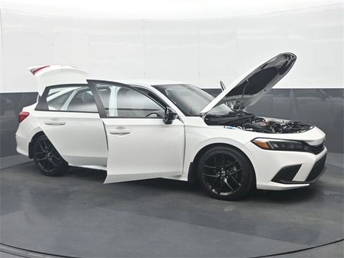 Used 2023 Honda Civic Sport image 35