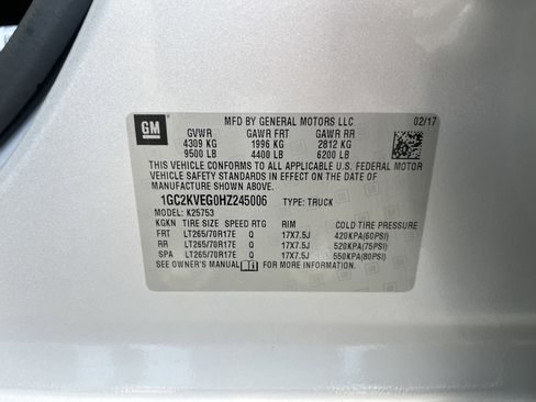 Used 2017 Chevrolet Silverado 2500 LT w/ LT Convenience Package image 11