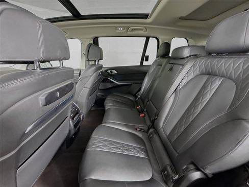 Used 2023 BMW X7 xDrive40i image 34