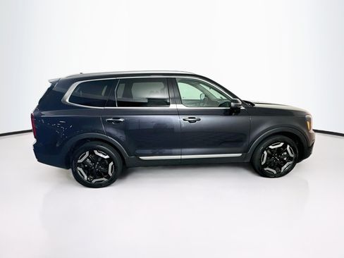 Used 2025 Kia Telluride S FWD image 10
