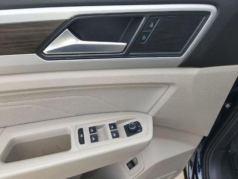 Used 2022 Volkswagen Atlas SE image 29