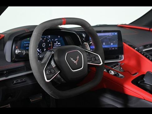 Used 2021 Chevrolet Corvette Stingray Preferred Conv w/ Z51 Performance Package RWD image 10