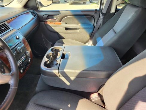 Used 2012 Chevrolet Tahoe LS image 12