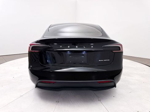 Used 2025 Tesla Model 3 Long Range AWD/4WD image 17