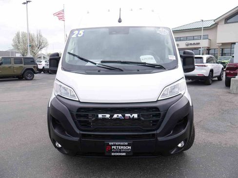 Used 2025 RAM ProMaster 2500 w/ Convenience Group image 3