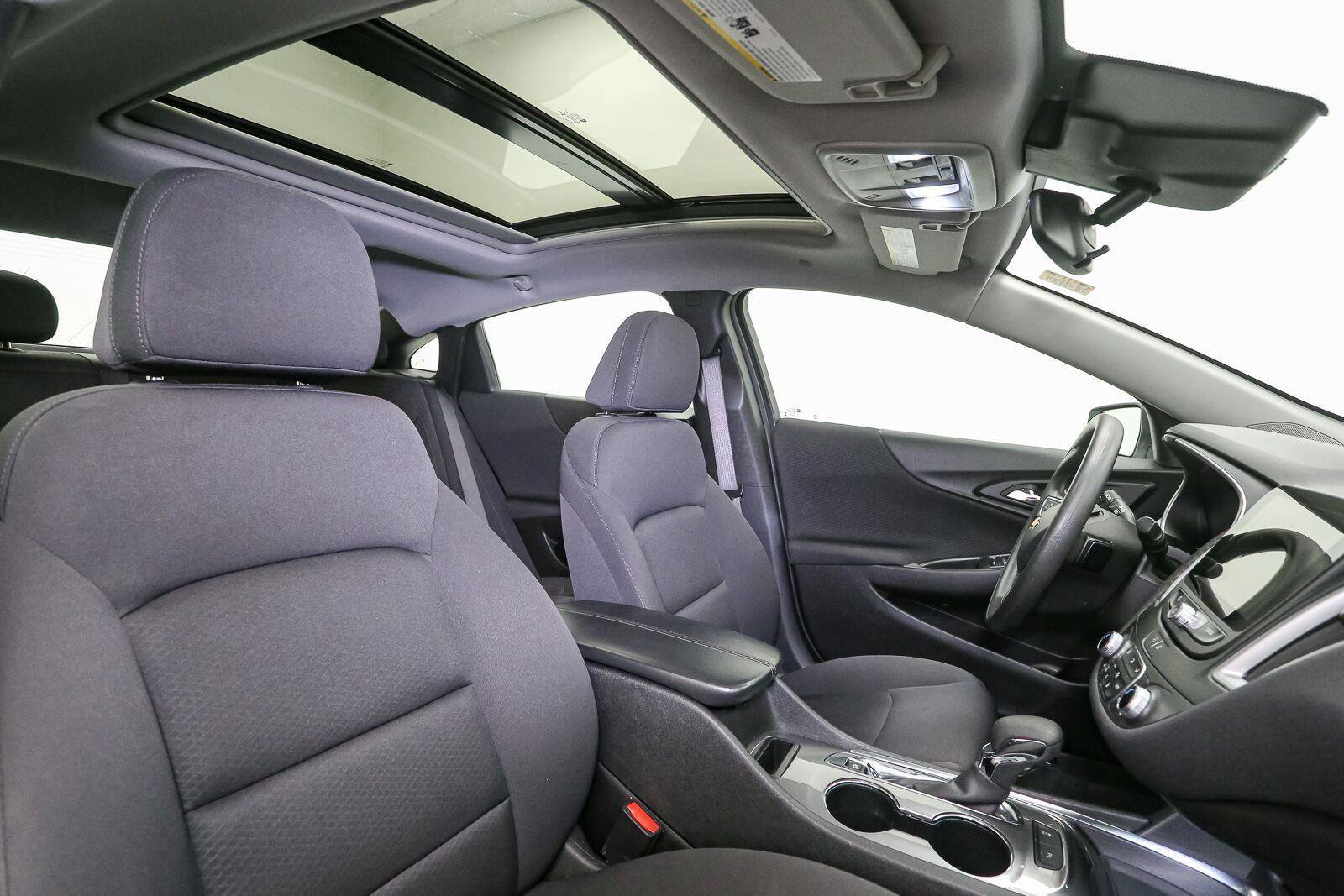Used 2024 Chevrolet Malibu LT FWD image 18