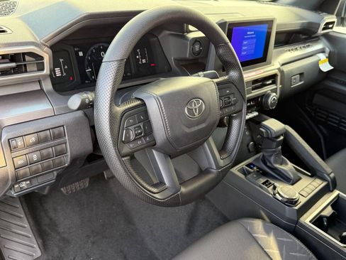 New 2026 Toyota Tacoma SR5 AWD/4WD image 4