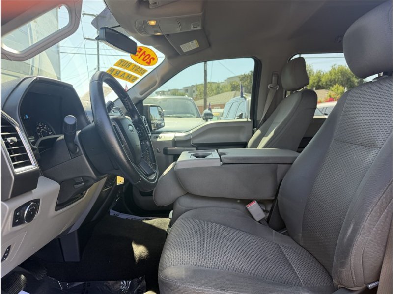Used 2015 Ford F150 XLT w/ Equipment Group 302A Luxury AWD/4WD image 15