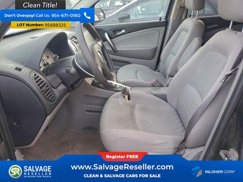 Used 2007 Saturn Vue 2WD image 9