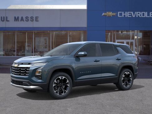 New 2026 Chevrolet Equinox LT image 2