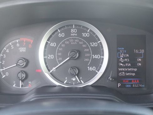 Used 2020 Toyota Corolla LE FWD image 30