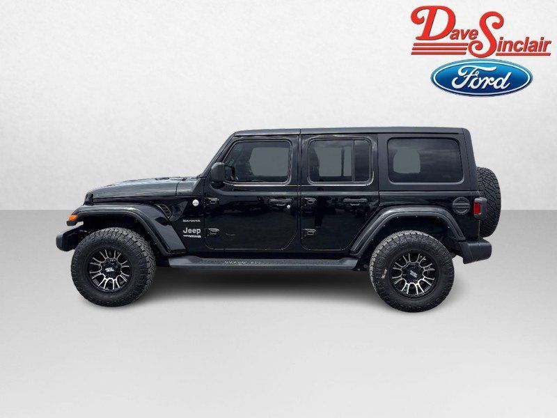 Used 2021 Jeep Wrangler Unlimited Sahara AWD/4WD image 10