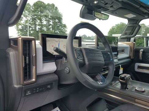 New 2025 GMC Hummer EV 2X image 17
